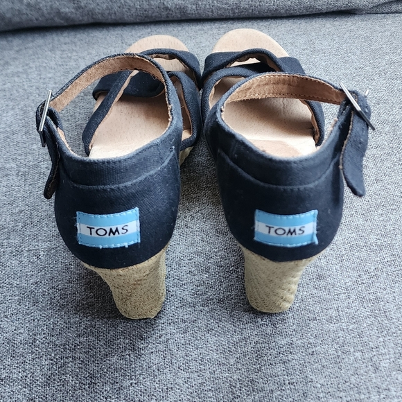 Toms Wedges s10 - Picture 4 of 6